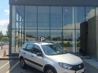 2025 Lada (ВАЗ) Granta Cross I Рестайлинг, серебристый, 1237900 рублей, вид 2