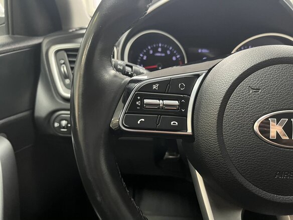 2019 Kia Ceed III, белый, 1550000 рублей - вид 12