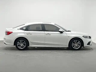 2022 Honda Civic XI, белый, 1510000 рублей, вид 3