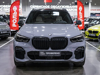 2019 BMW X5 25d IV (G05/G18), серый, 6200000 рублей, вид 4