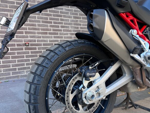 2021 Ducati Multistrada V4, серый, 2000000 рублей - вид 9