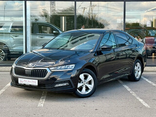 2021 Skoda Octavia IV (A8), чёрный, 2240000 рублей, вид 1