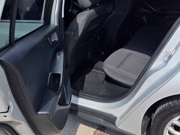 2019 Ford Focus IV, серый, 1250000 рублей - вид 19