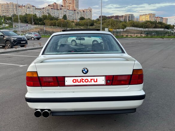 1989 BMW 5 серии 520i III (E34), белый - вид 3