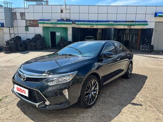 2017 Toyota Camry VII (XV50) Рестайлинг 2, чёрный, 2400000 рублей, вид 1