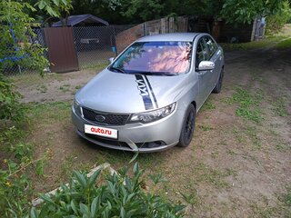 2010 Kia Cerato 5-speed II, серебристый, 840000 рублей, вид 1