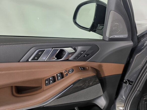 2026 BMW X5 30d IV (G05/G18) Рестайлинг, серый, 15900000 рублей - вид 15