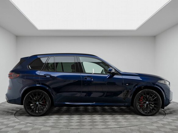 2025 BMW X5 30d IV (G05/G18) Рестайлинг, синий - вид 7