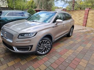 2020 Lincoln Nautilus I, коричневый, 2200000 рублей, вид 1