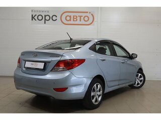 2013 Hyundai Solaris I, синий, 581000 рублей, вид 3