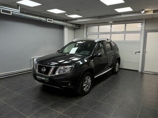 Nissan Terrano III (D10)