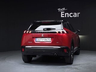 2023 Peugeot 2008 II, красный, 2090000 рублей, вид 5