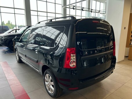 2026 LADA (ВАЗ) Largus, чёрный, 1647000 рублей, вид 4