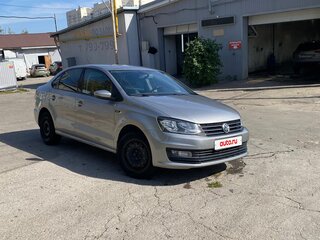 2018 Volkswagen Polo V Рестайлинг, серебристый, 1250000 рублей, вид 1