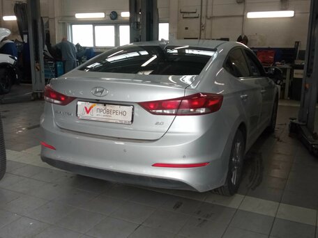 2018 Hyundai Elantra VI (AD) Рестайлинг, серебристый, 1545000 рублей, вид 3