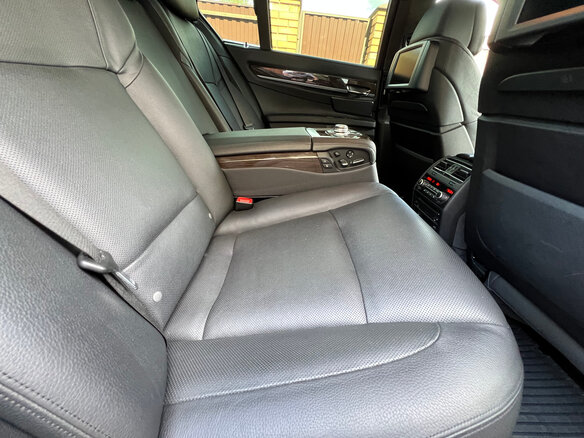 2012 BMW 7 серии 740d xDrive V (F01/F02/F04), чёрный, 2100000 рублей - вид 15