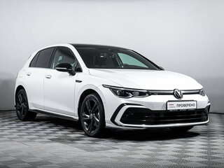 2021 Volkswagen Golf VIII, белый, 2829000 рублей, вид 3