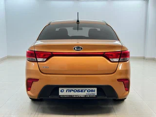 2017 Kia Rio IV, оранжевый, 1040000 рублей, вид 3
