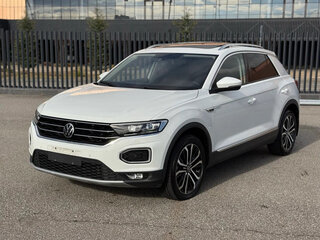 2022 Volkswagen T-Roc I Рестайлинг, белый, 1740000 рублей, вид 1