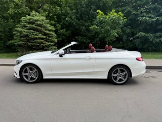 2018 Mercedes-Benz C-Класс 300 IV (W205), белый, 3495000 рублей, вид 4