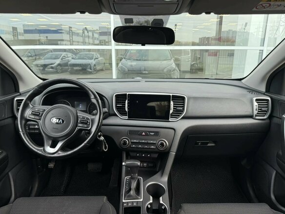 2016 Kia Sportage IV, чёрный, 1950000 рублей - вид 6