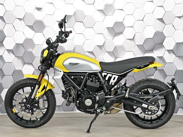2024 Ducati Scrambler 800, жёлтый, 999000 рублей - вид 2