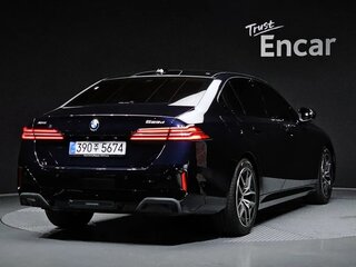 2026 BMW 5 серии 523d xDrive VIII (G60/G61/G68), синий, 9458000 рублей, вид 2