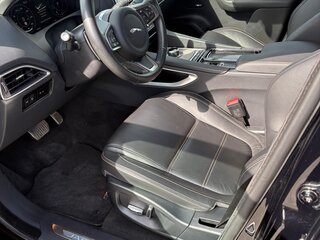 2019 Jaguar F-Pace I, чёрный, 4500000 рублей, вид 5