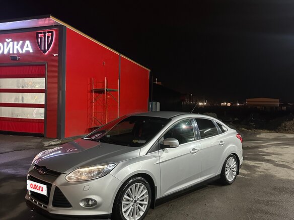 2011 Ford Focus III, серебристый, 950000 рублей