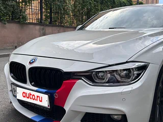 2017 BMW 3 серии 320i xDrive VI (F3x) Рестайлинг, белый, 2050000 рублей, вид 2