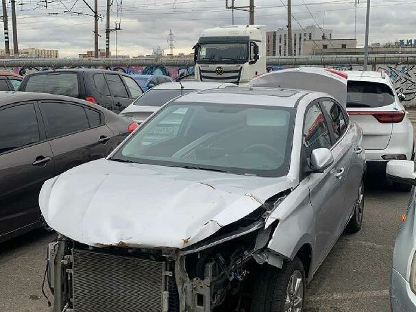 Открыть фотографии: Changan Alsvin