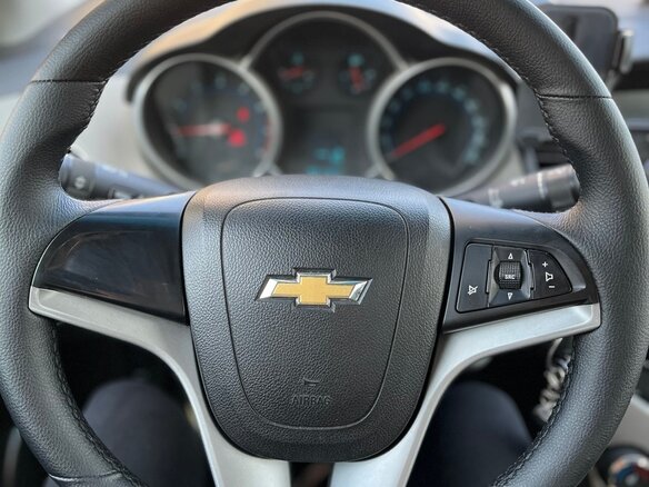 2012 Chevrolet Cruze I, серебристый, 690000 рублей - вид 15