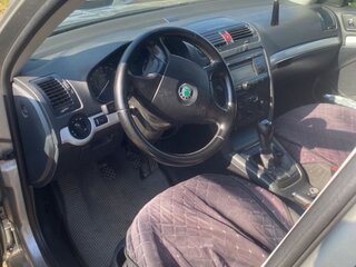 2007 Skoda Octavia I (A4) Рестайлинг, серый, 370000 рублей, вид 5