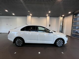 2019 Skoda Rapid I Рестайлинг, белый, 1195000 рублей, вид 2