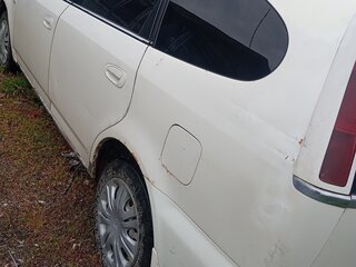 2003 Honda Stream I, белый, 350000 рублей, вид 2