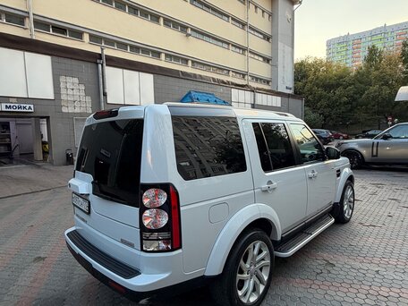2016 Land Rover Discovery IV Рестайлинг, серебристый, 3490000 рублей, вид 5