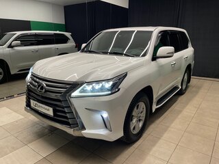 2015 Lexus LX 450d III Рестайлинг 2, белый, 5800000 рублей, вид 3