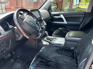 2018 Toyota Land Cruiser 200 Series Рестайлинг 2, чёрный, 6980000 рублей, вид 5