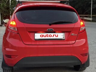 2012 Ford Fiesta Mk6, красный, 800000 рублей, вид 4