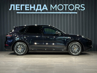 2021 Porsche Cayenne III, чёрный, 9200000 рублей, вид 3