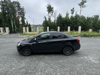 2012 Chevrolet Aveo II, чёрный, 300000 рублей, вид 4
