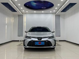 2022 Toyota Corolla XII (E210), серебристый, 1446000 рублей, вид 3
