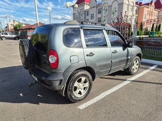2011 Chevrolet Niva I Рестайлинг, серый, 560000 рублей, вид 5