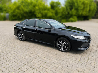 2020 Toyota Camry VIII (XV70), чёрный, 3150000 рублей, вид 2