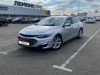 2019 Chevrolet Malibu IX Рестайлинг, серебристый, 1650000 рублей, вид 1