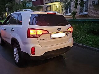 2014 Kia Sorento II Рестайлинг, белый, 1800000 рублей, вид 2