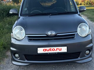 2008 Toyota Sienta I Рестайлинг 1, серый, 810000 рублей, вид 1