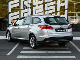 2016 Ford Focus III Рестайлинг, серебристый, 899000 рублей, вид 2
