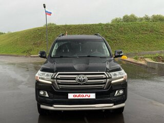 2018 Toyota Land Cruiser 200 Series Рестайлинг 2, чёрный, 6100000 рублей, вид 3