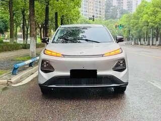 2026 Changan Qiyuan Q05 51.9 kWh II, серебристый, 2600000 рублей, вид 2